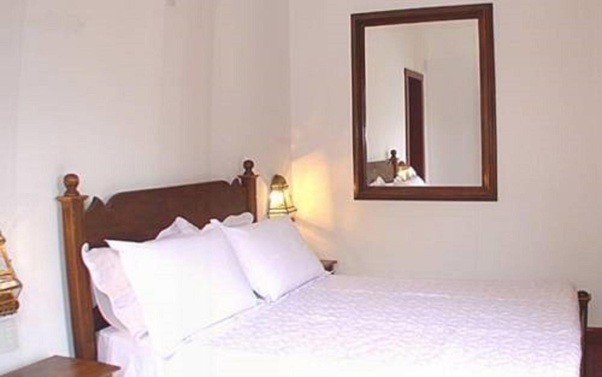 Pousada Araujo Bazilio Tiradentes Quarto foto